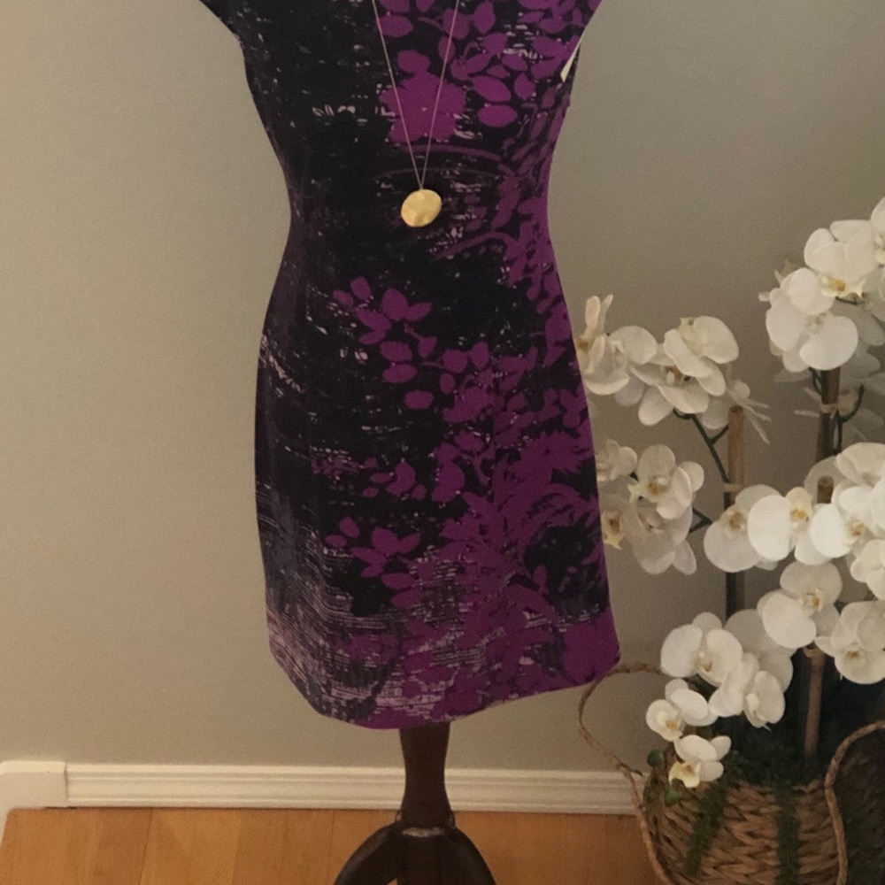 Stunning Tressa Ponte Dress - Picture 4 of 13